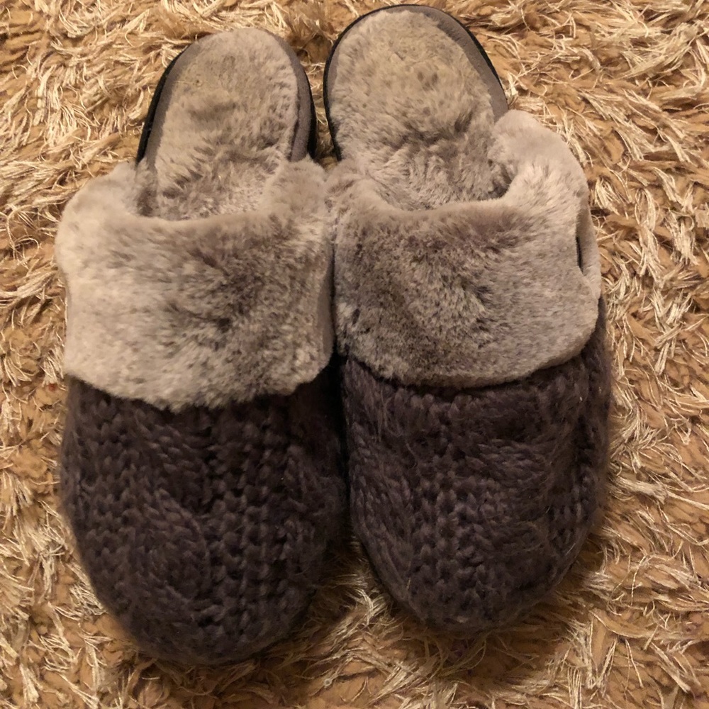 Gray Cabernet House Shoes/Slippers